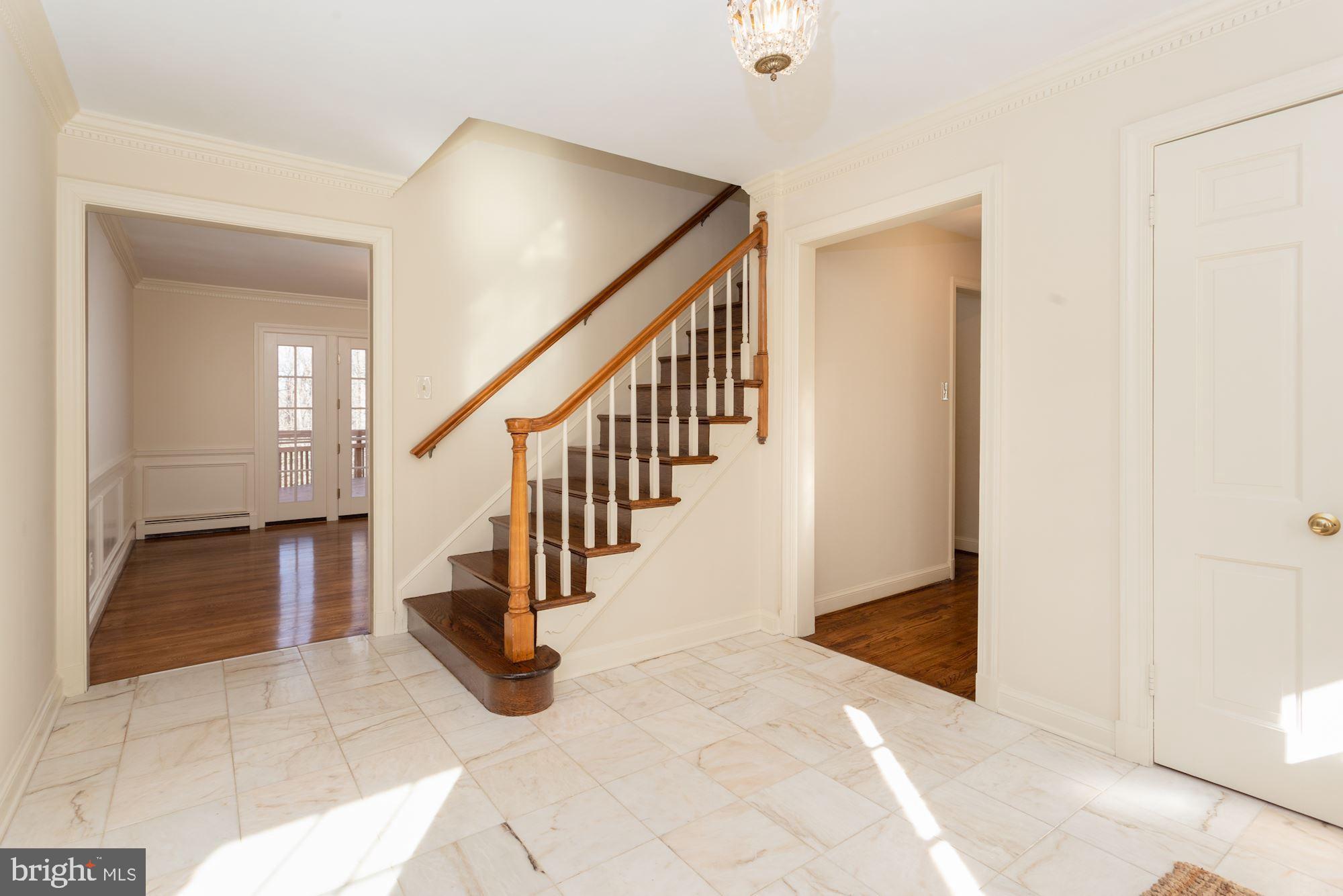 8005 Greentree Road Bethesda, MD 20817 - Photo 5 of 75