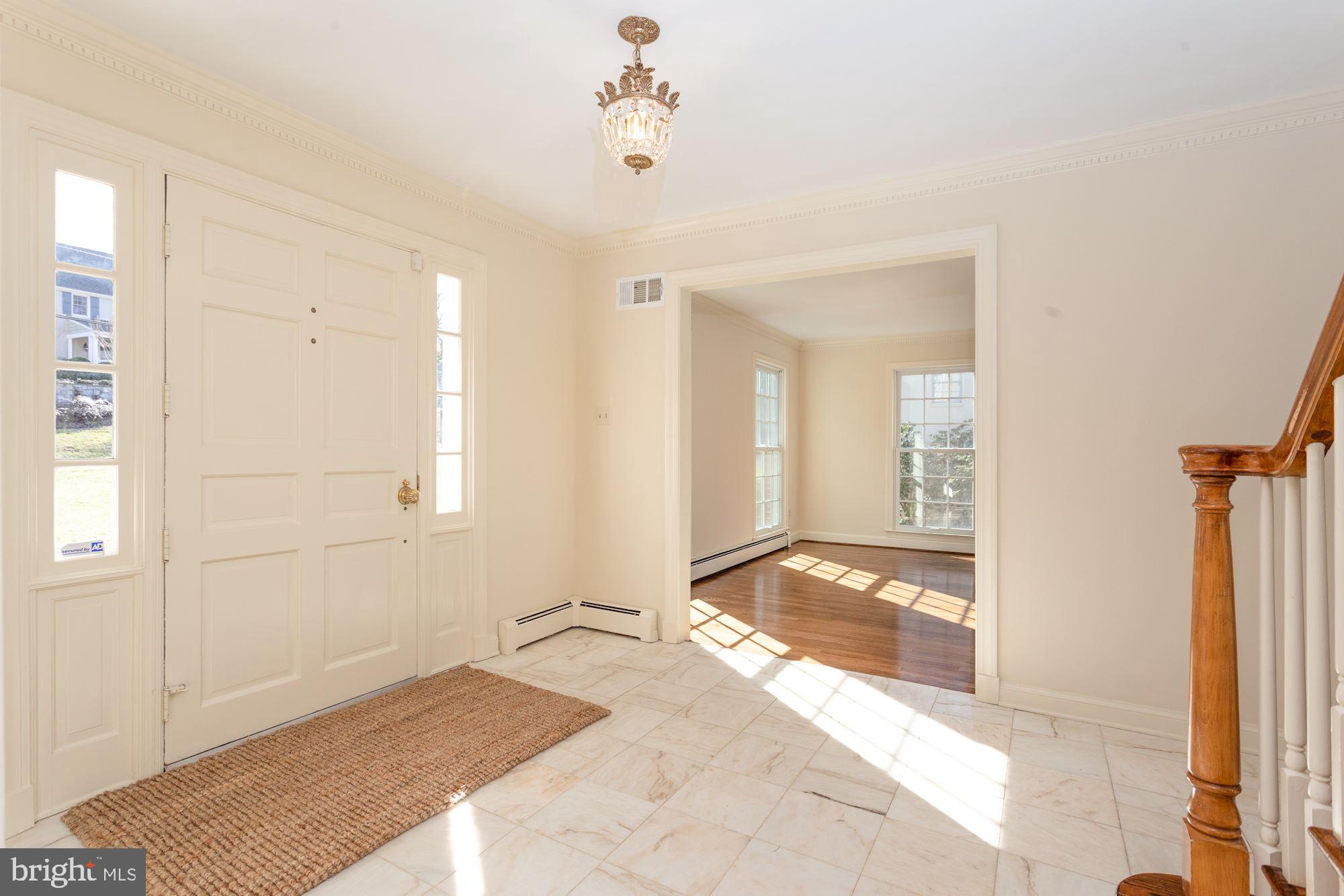 8005 Greentree Road Bethesda, MD 20817 - Photo 7 of 75