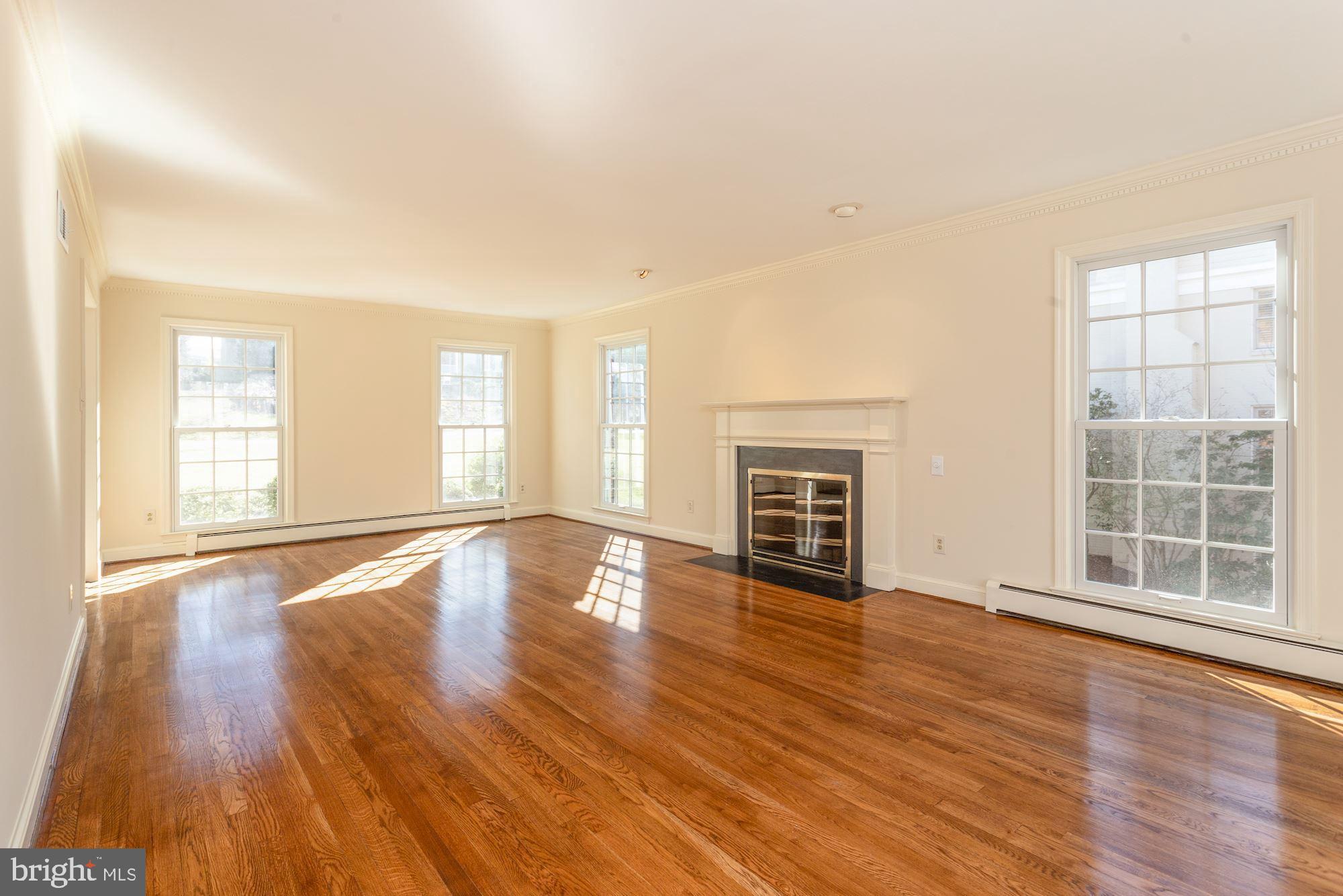 8005 Greentree Road Bethesda, MD 20817 - Photo 10 of 75