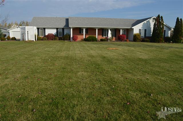 8405 Hoagland Road Hoagland, IN 46745 - Photo 1 of 21 Gallery Image 1