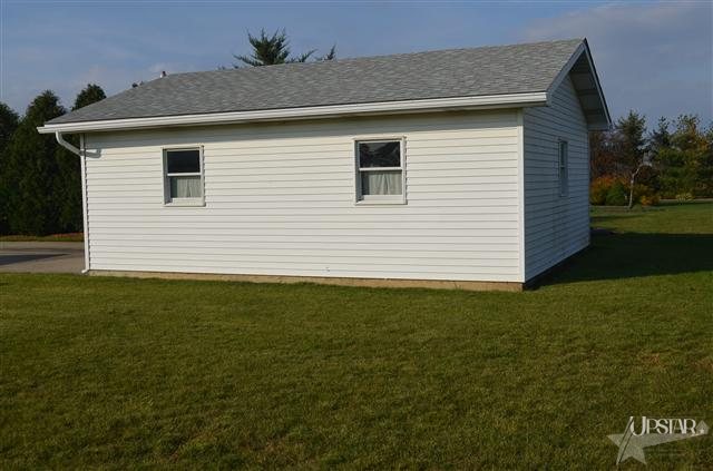 8405 Hoagland Road Hoagland, IN 46745 - Photo 4 of 21 Gallery Image 4