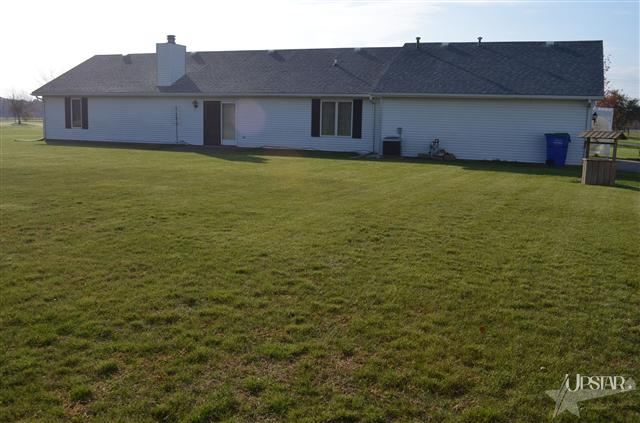 8405 Hoagland Road Hoagland, IN 46745 - Photo 9 of 21 Gallery Image 9