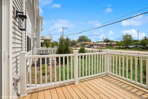 $462,900 | 276 Masters Drive, Addison, IL 60101