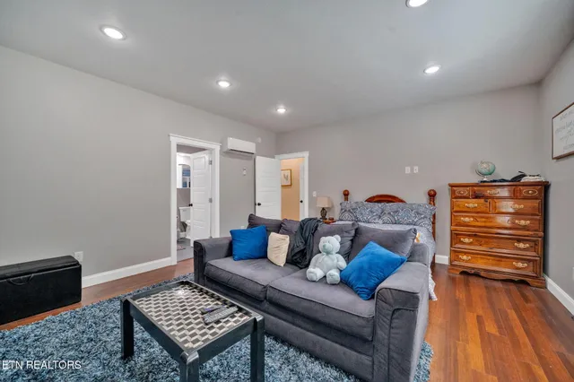 $1,200,000 | 2160 Ranch Road, Dandridge, TN 37725