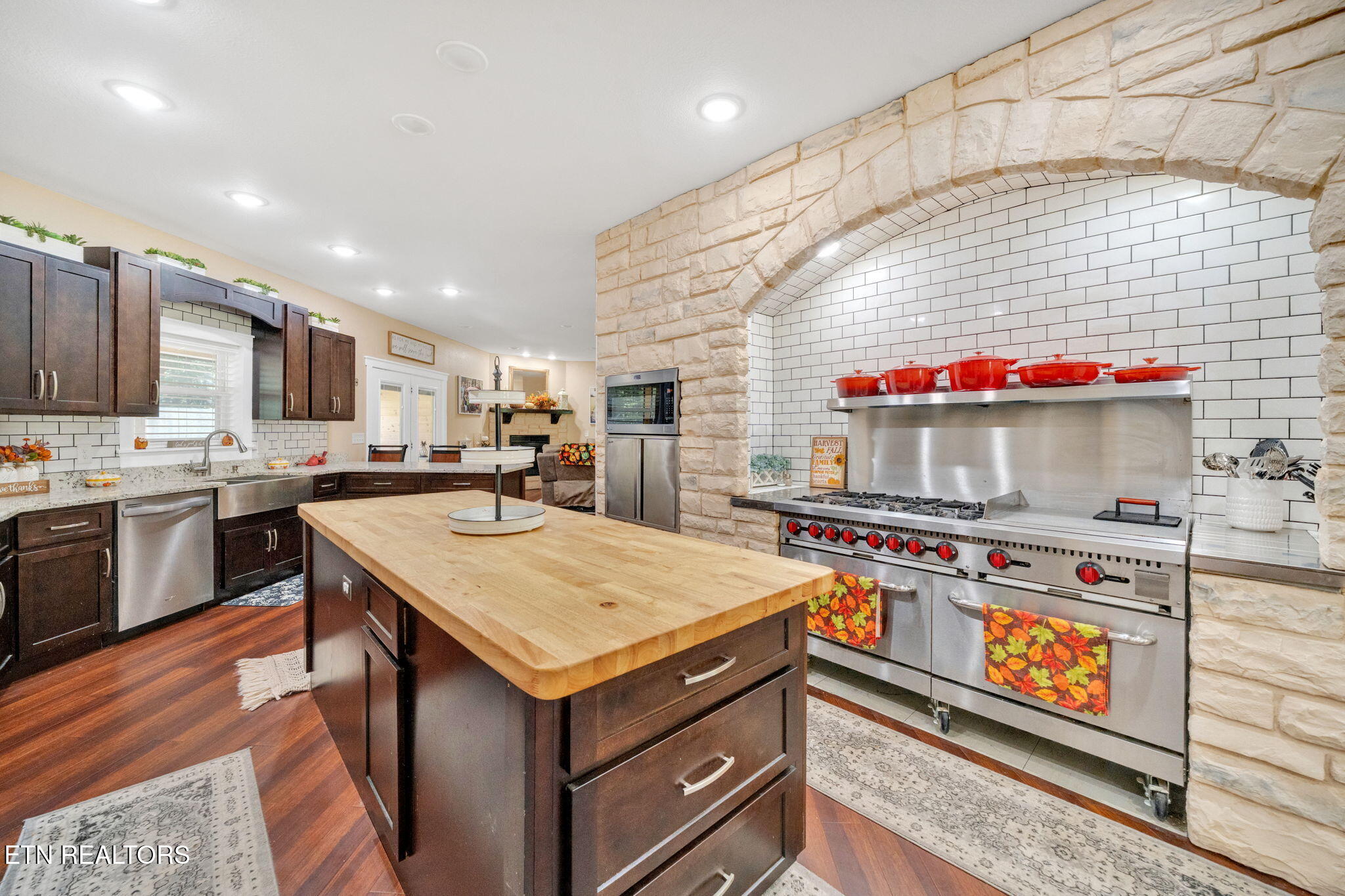 2160 Ranch Road Dandridge, TN 37725 - Photo 9 of 59 37-web-or-mls-DSC06140