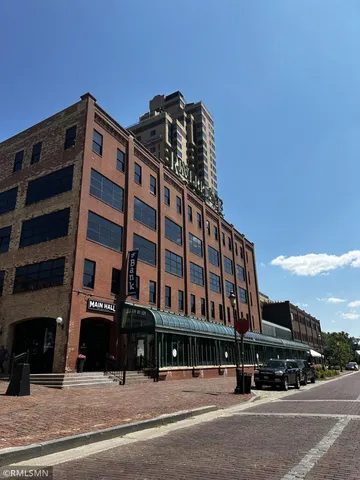 $319,000 | 521 2nd Street Southeast, Unit 410, Minneapolis, MN 55414