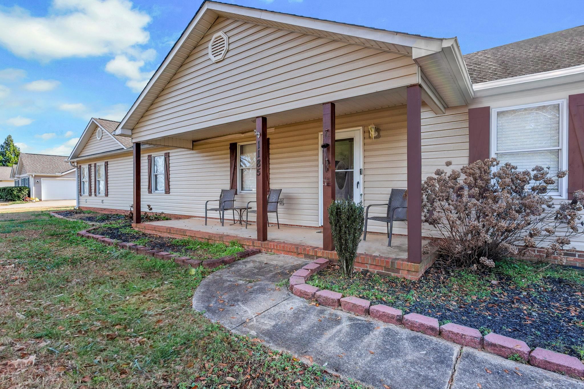 1185 Holly Springs Road Lyman, SC 29365 - Photo 4 of 33