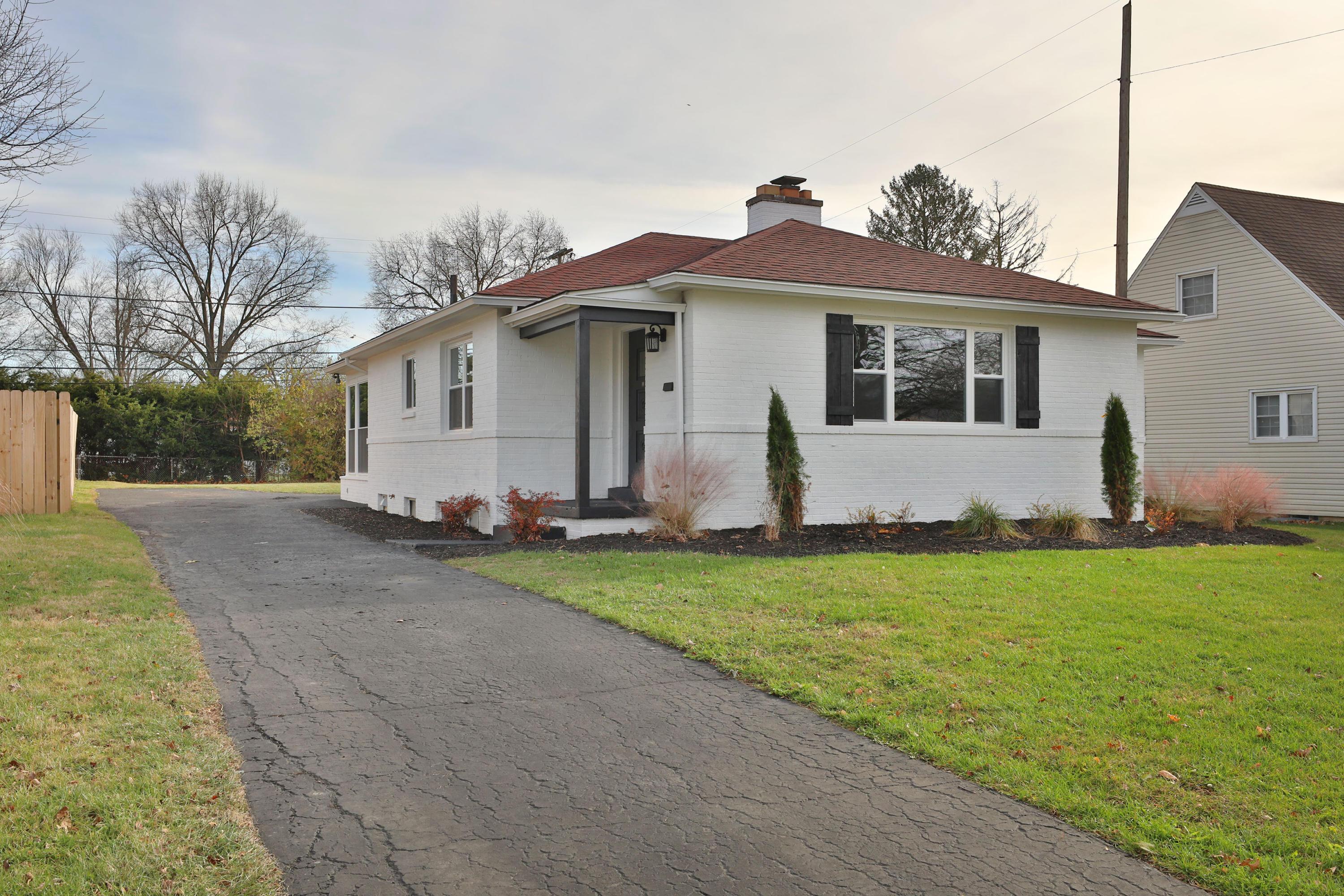 2811 Wellesley Road Columbus, OH 43209 - Photo 3 of 35 Gallery Image 3