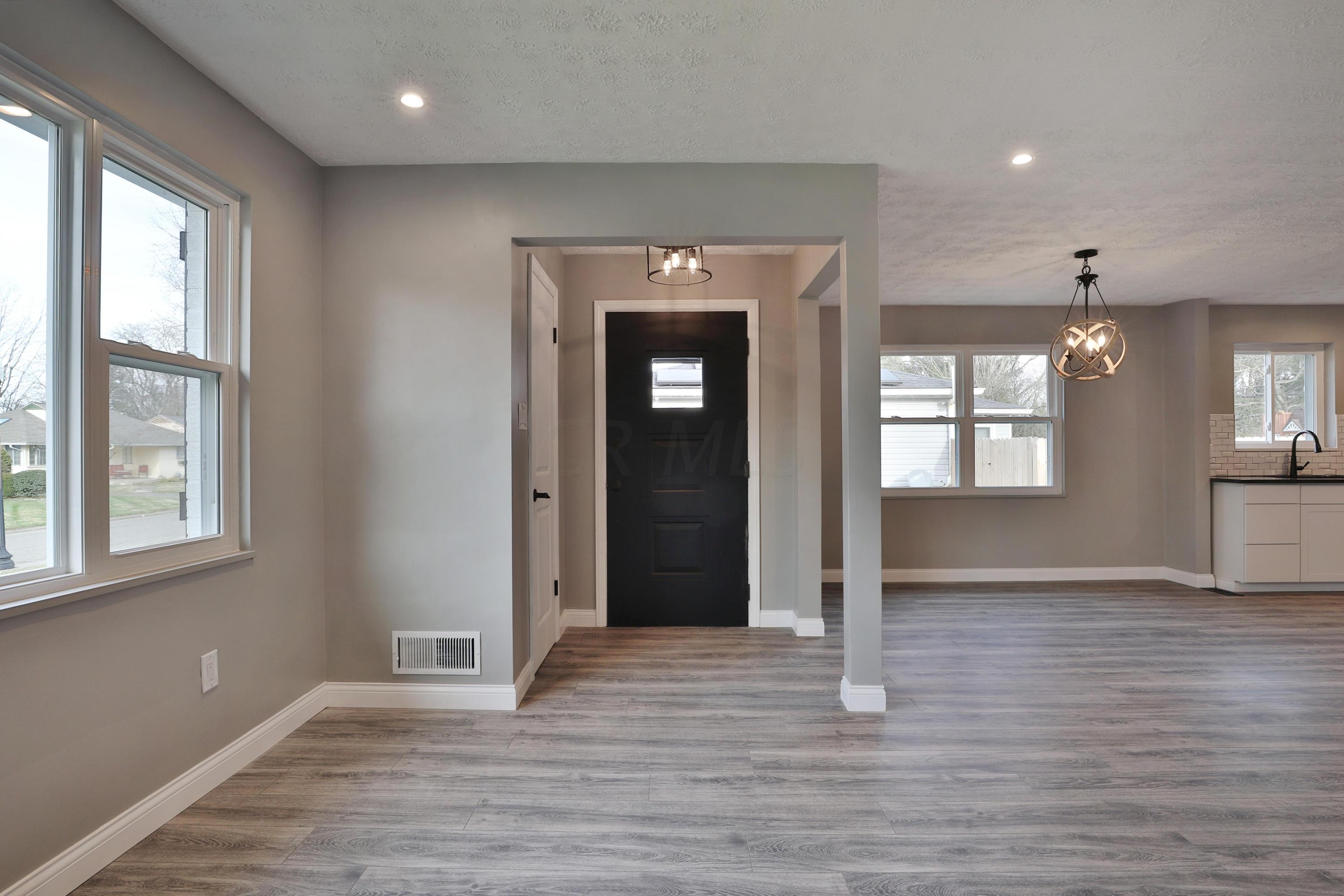 2811 Wellesley Road Columbus, OH 43209 - Photo 9 of 35 Gallery Image 9