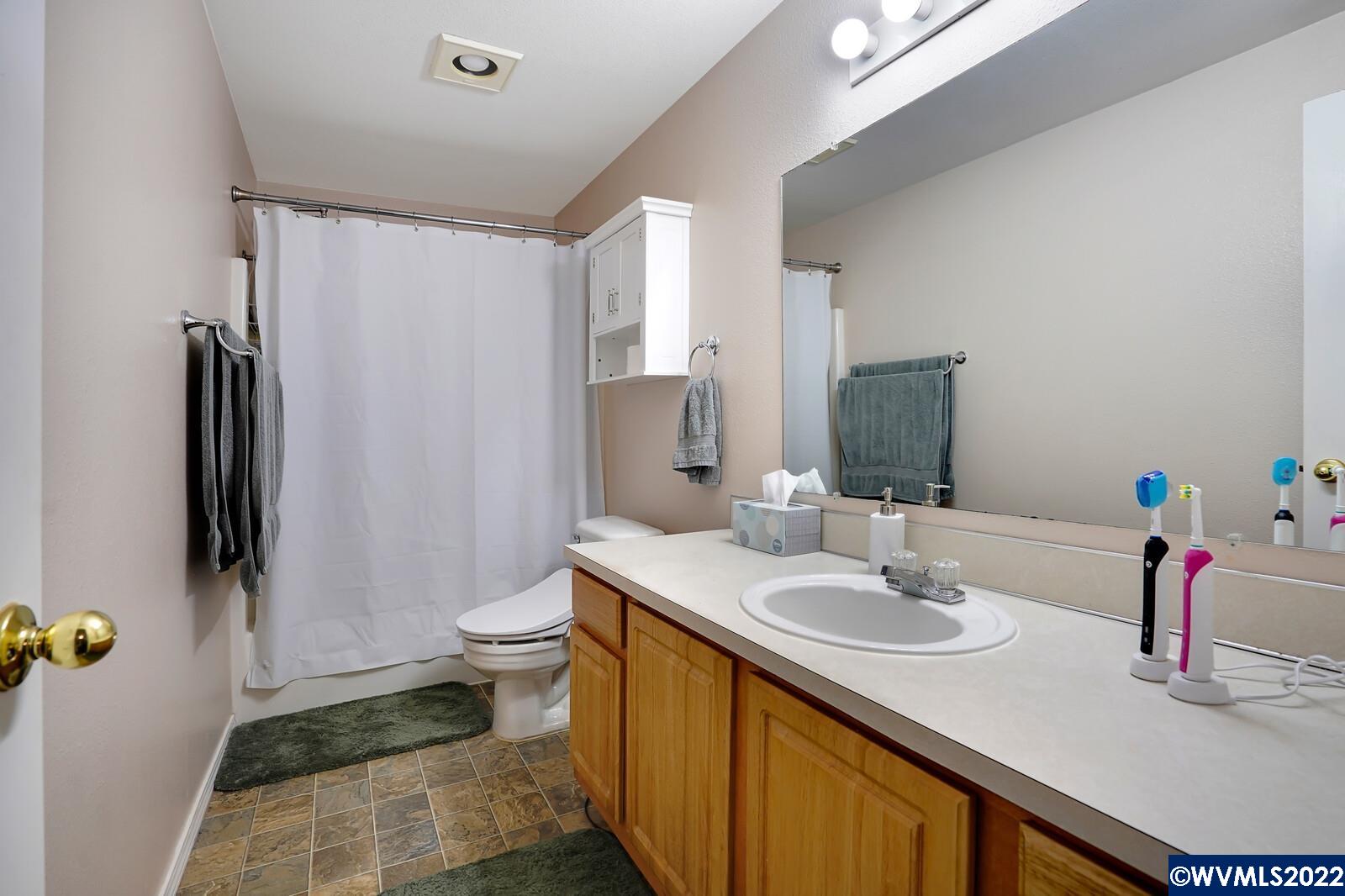 3882 Lone Oak Road Southeast Salem, OR 97302 - Photo 16 of 29