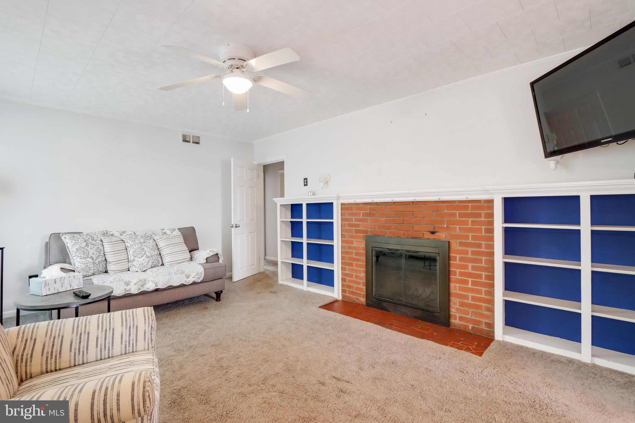 907 East Watersville Road Mount Airy, MD 21771 - Photo 11 of 45 Gallery Image 11