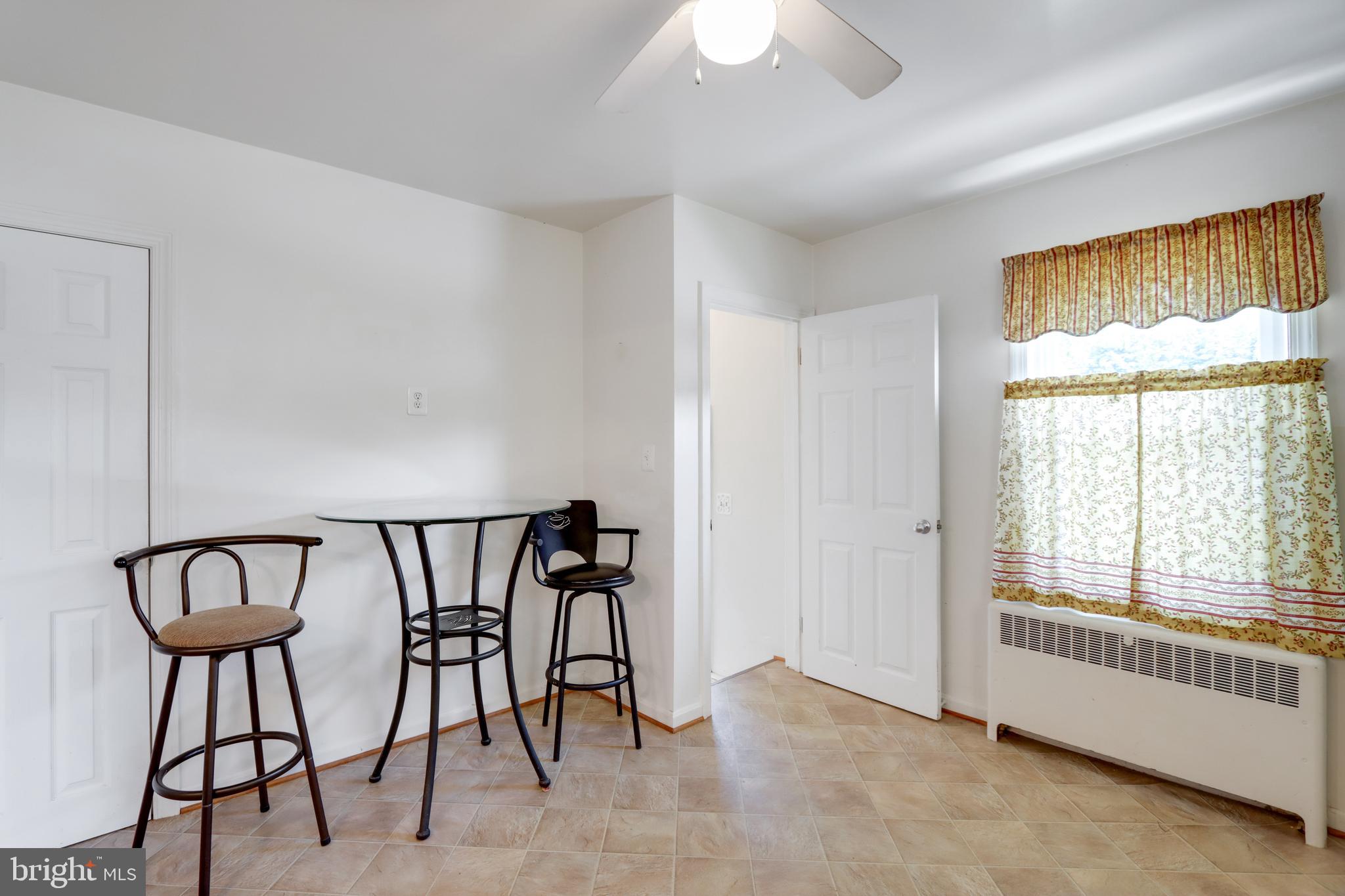 907 East Watersville Road Mount Airy, MD 21771 - Photo 7 of 45 Gallery Image 7
