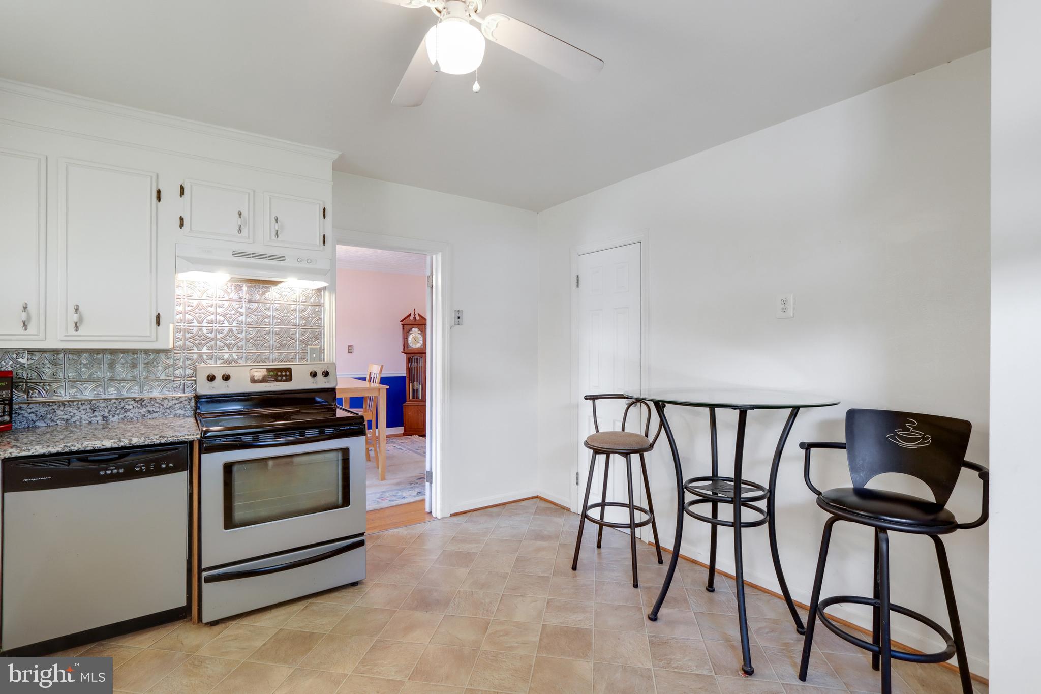 907 East Watersville Road Mount Airy, MD 21771 - Photo 8 of 45 Gallery Image 8