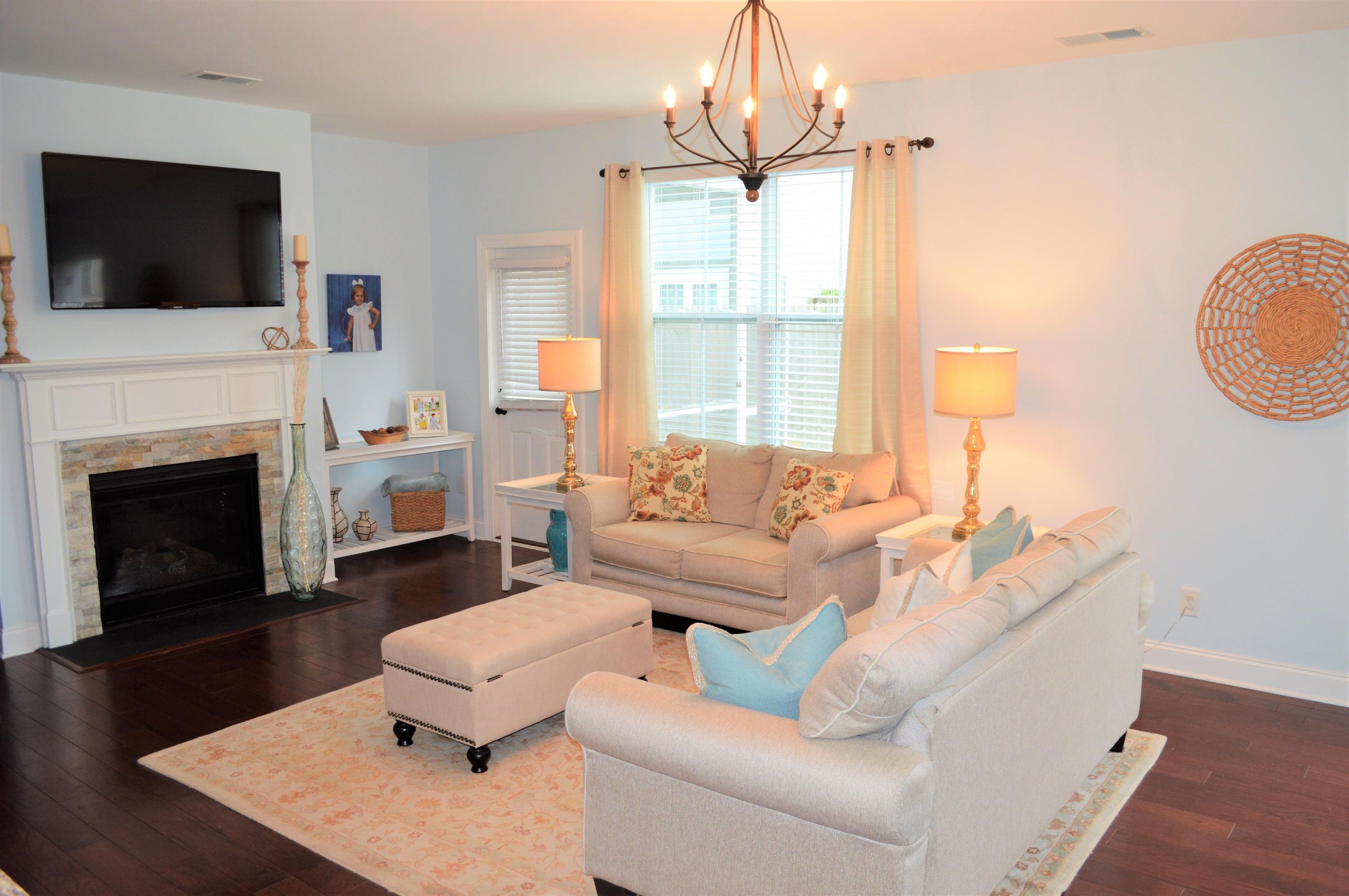 208 Rice Mill Place Charleston, SC 29492 - Photo 3 of 25 DSC_0825