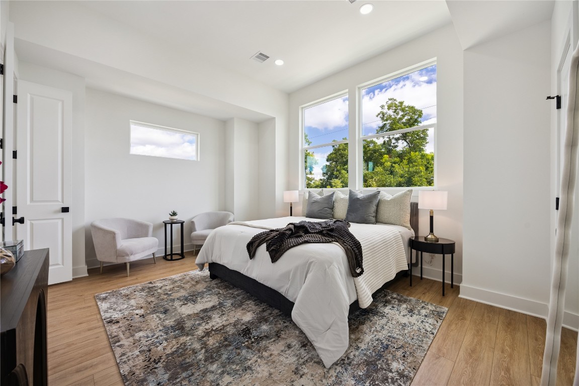 835 Rachel Street, Unit B Houston, TX 77091 - Photo 11 of 22 Primary Bedroom