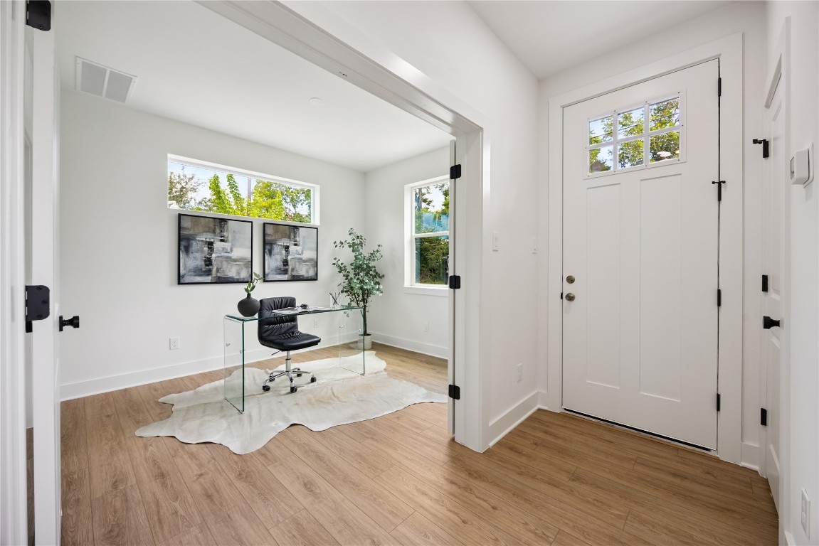 835 Rachel Street, Unit B Houston, TX 77091 - Photo 17 of 22 1st Floor Bedroom
