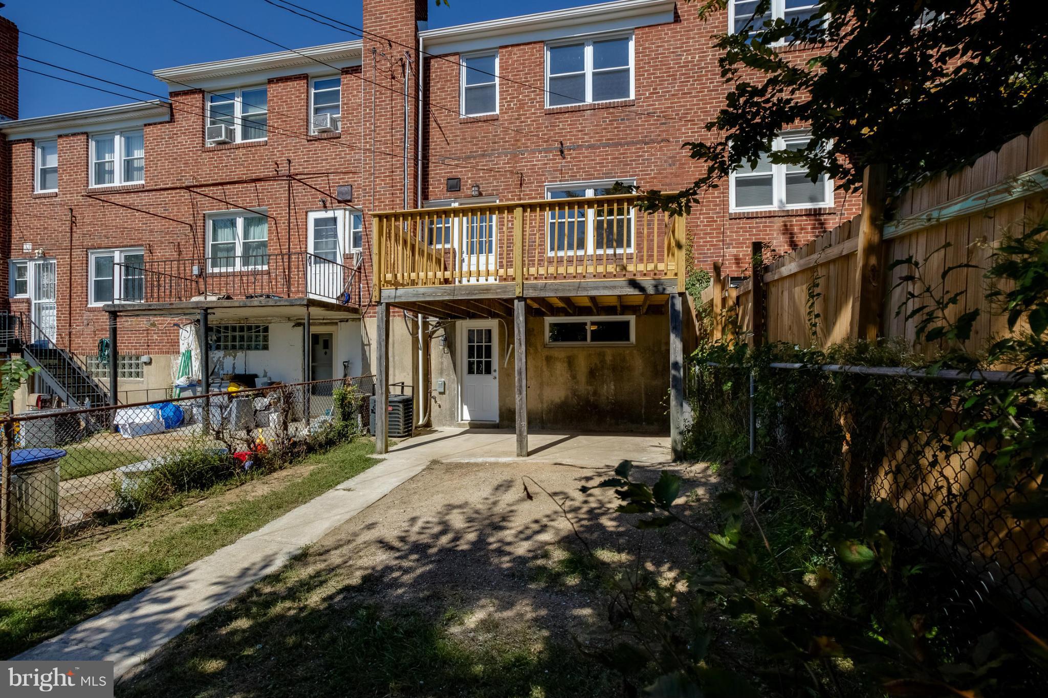 1225 Gleneagle Road Baltimore, MD 21239 - Photo 26 of 30 Exterior (Rear)