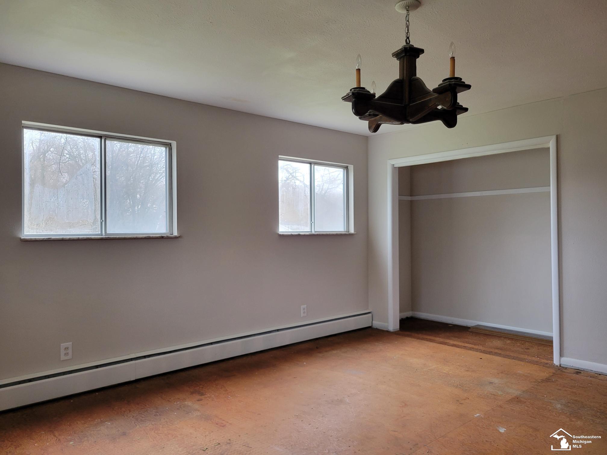 8255 Secor Road Lambertville, MI 48144 - Photo 9 of 19