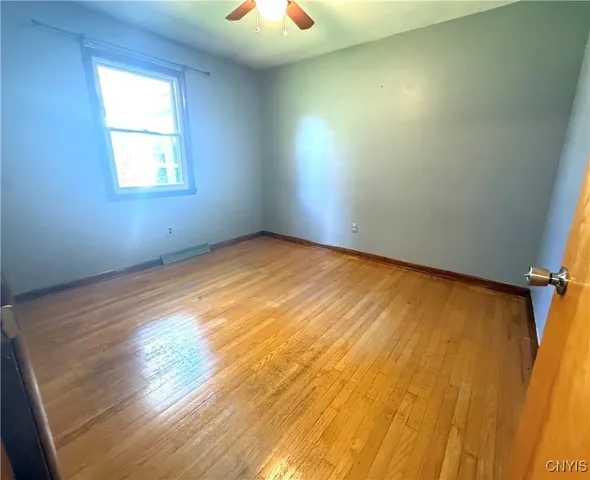 $194,900 | 103 Fairway Drive, New Hartford, NY 13417