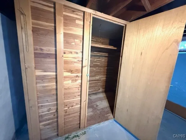 $194,900 | 103 Fairway Drive, New Hartford, NY 13417