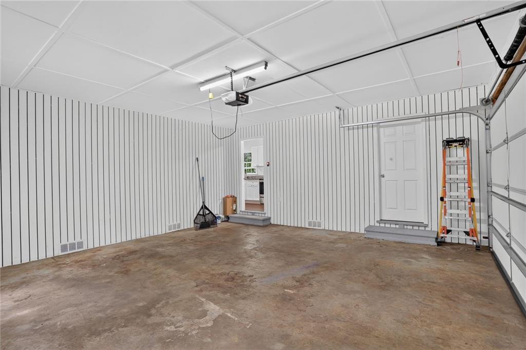 2495 Whites Mill Road Decatur, GA 30032 - Photo 25 of 30