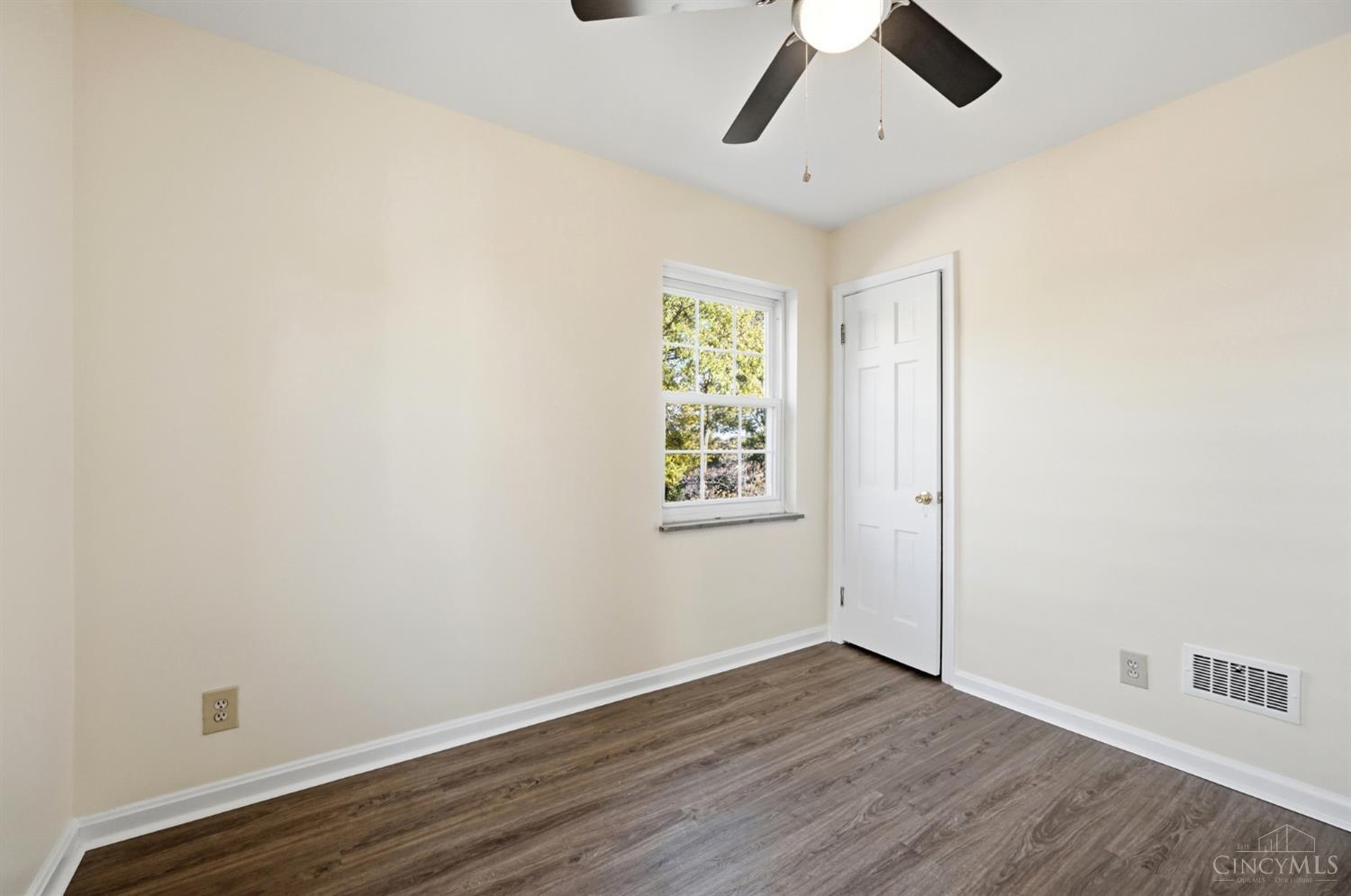 5214 Sidney Road Cincinnati, OH 45238 - Photo 33 of 39