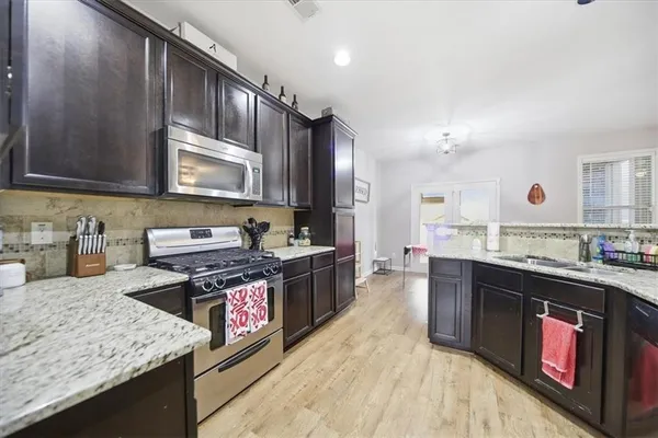 $459,900 | 5050 Glencliff Drive, Sugar Hill, GA 30518