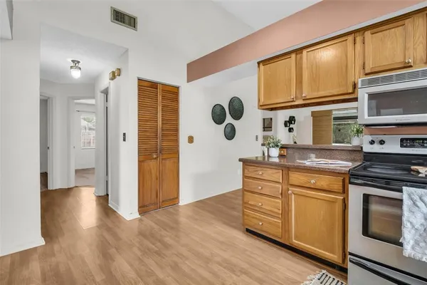 $450,000 | 5341 Southwick Drive, Tampa, FL 33624