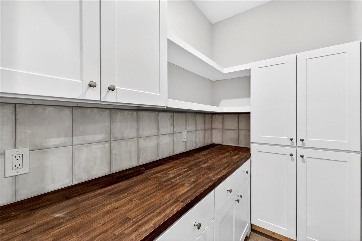 305 Fox Gap Road Summerville, SC 29486 - Photo 13 of 58 23-DSC05066