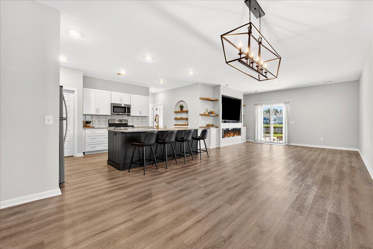 305 Fox Gap Road Summerville, SC 29486 - Photo 7 of 58 10-DSC05030a