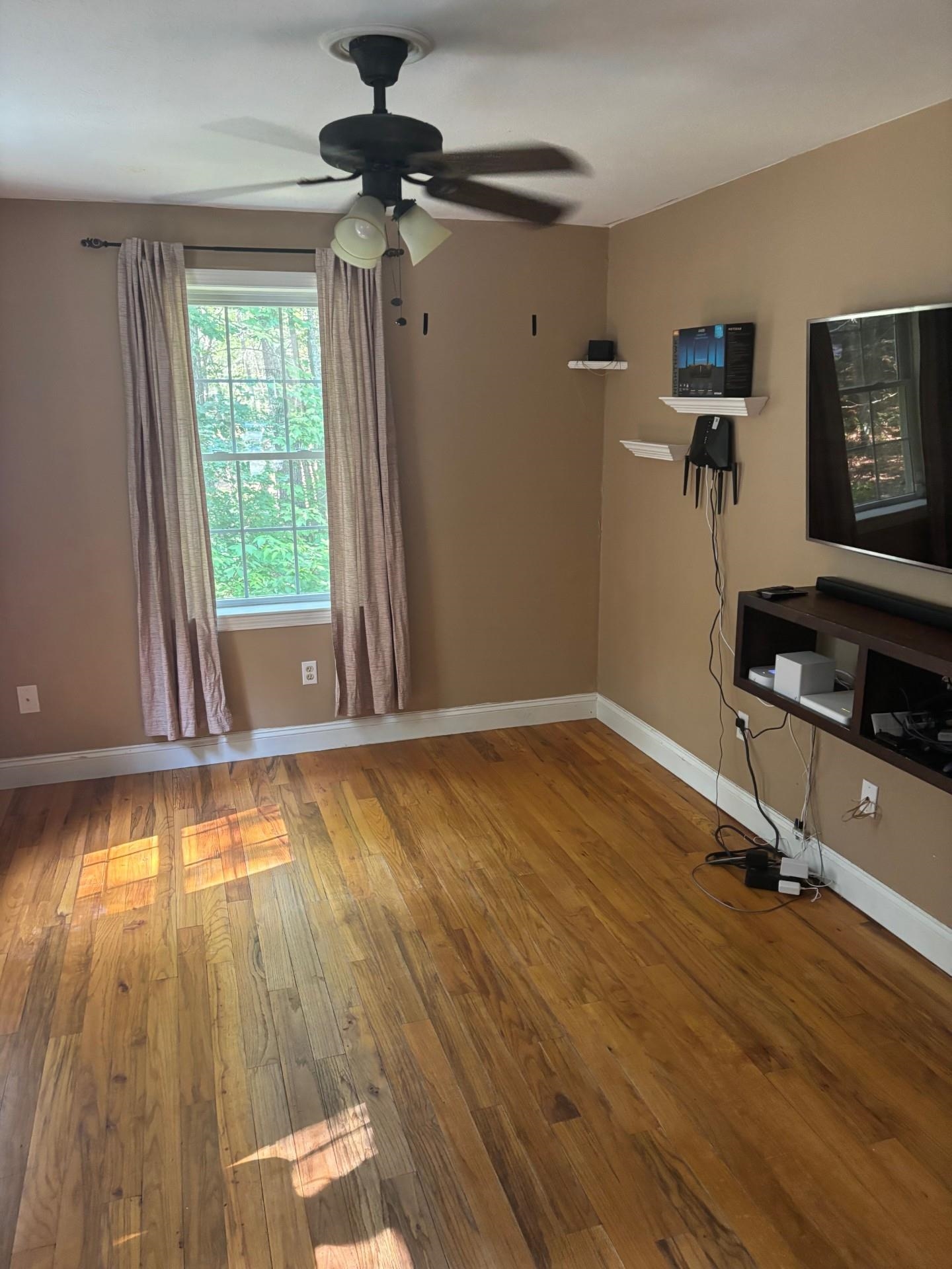 134 Kennard Road Nottingham, NH 03290 - Photo 14 of 50
