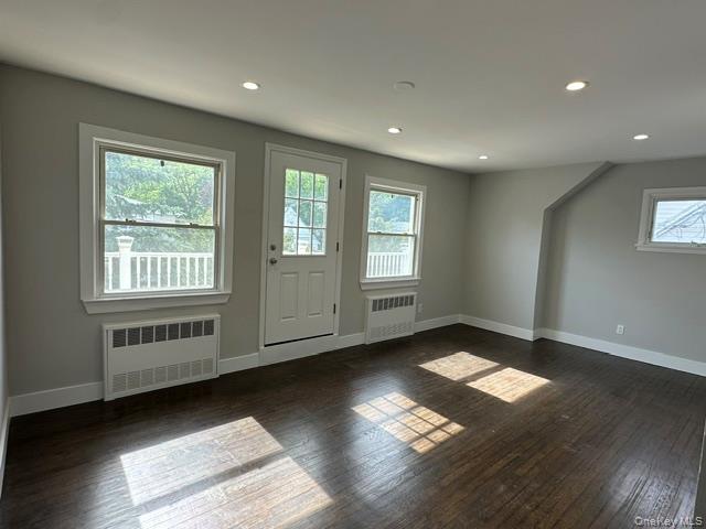 68 Inwood Road, Unit 2 Port Washington, NY 11050 - Photo 2 of 9