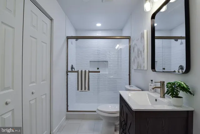 $639,900 | 8426 Woodlawn Street, Alexandria, VA 22309