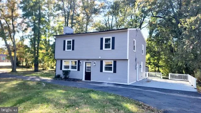 $639,900 | 8426 Woodlawn Street, Alexandria, VA 22309