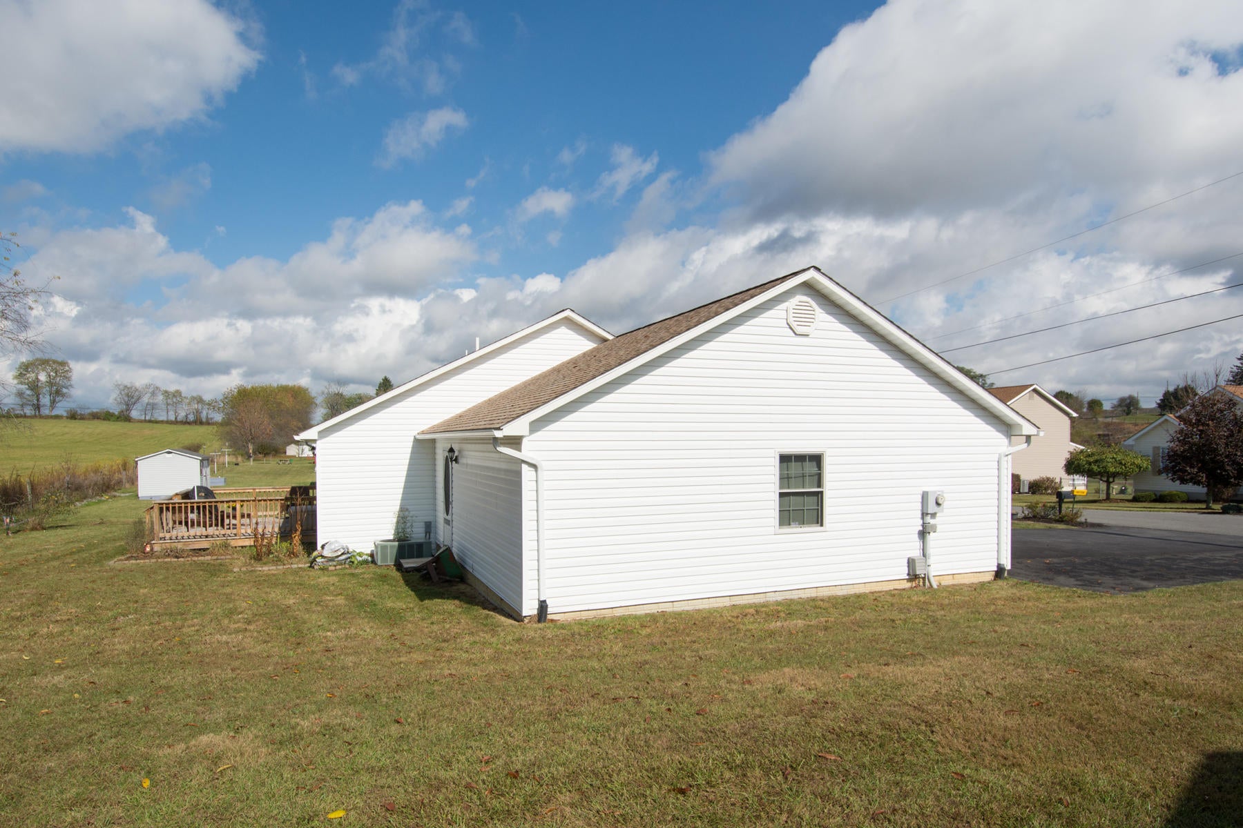 276 West Bailey Road Lewisburg, WV 24901 - Photo 8 of 36 Gallery Image 8