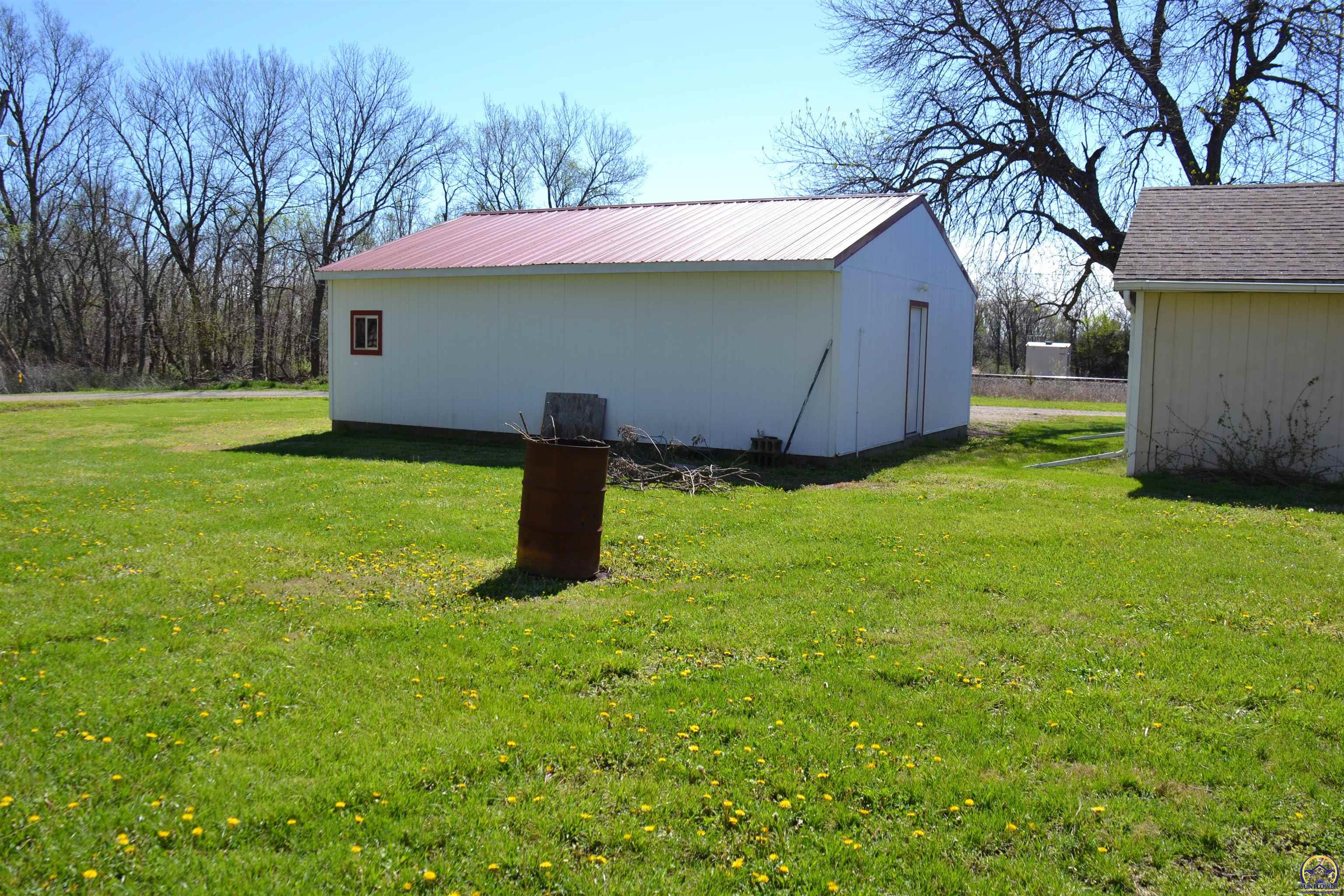 298 South Olivet Road Lebo, KS 66856 - Photo 21 of 24