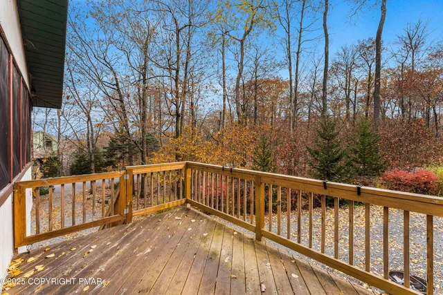 $375,000 | 1769 Stag Run, Pocono Lake, PA 18347