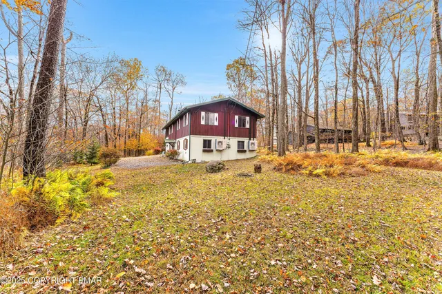 $375,000 | 1769 Stag Run, Pocono Lake, PA 18347