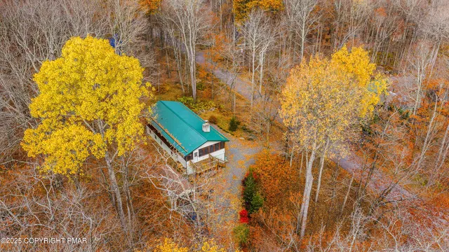 $375,000 | 1769 Stag Run, Pocono Lake, PA 18347