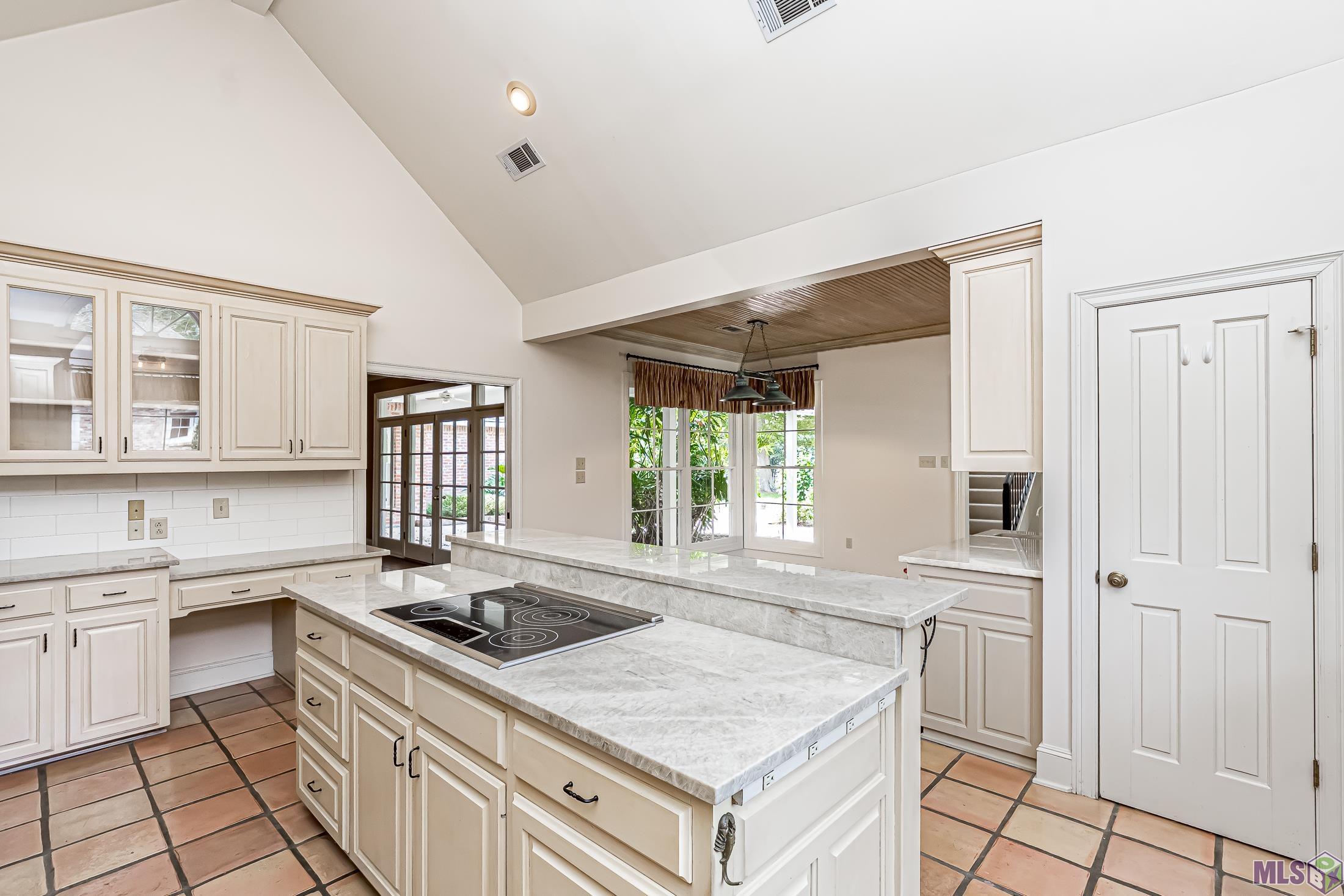 17747 Inverness Avenue Baton Rouge, LA 70810 - Photo 13 of 33 Kitchen
