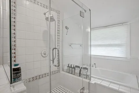 $6,900 | 3442 Laurel Canyon Boulevard, Studio City, CA 91604
