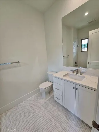 $9,000 | 115 Bozeman, Irvine, CA 92602