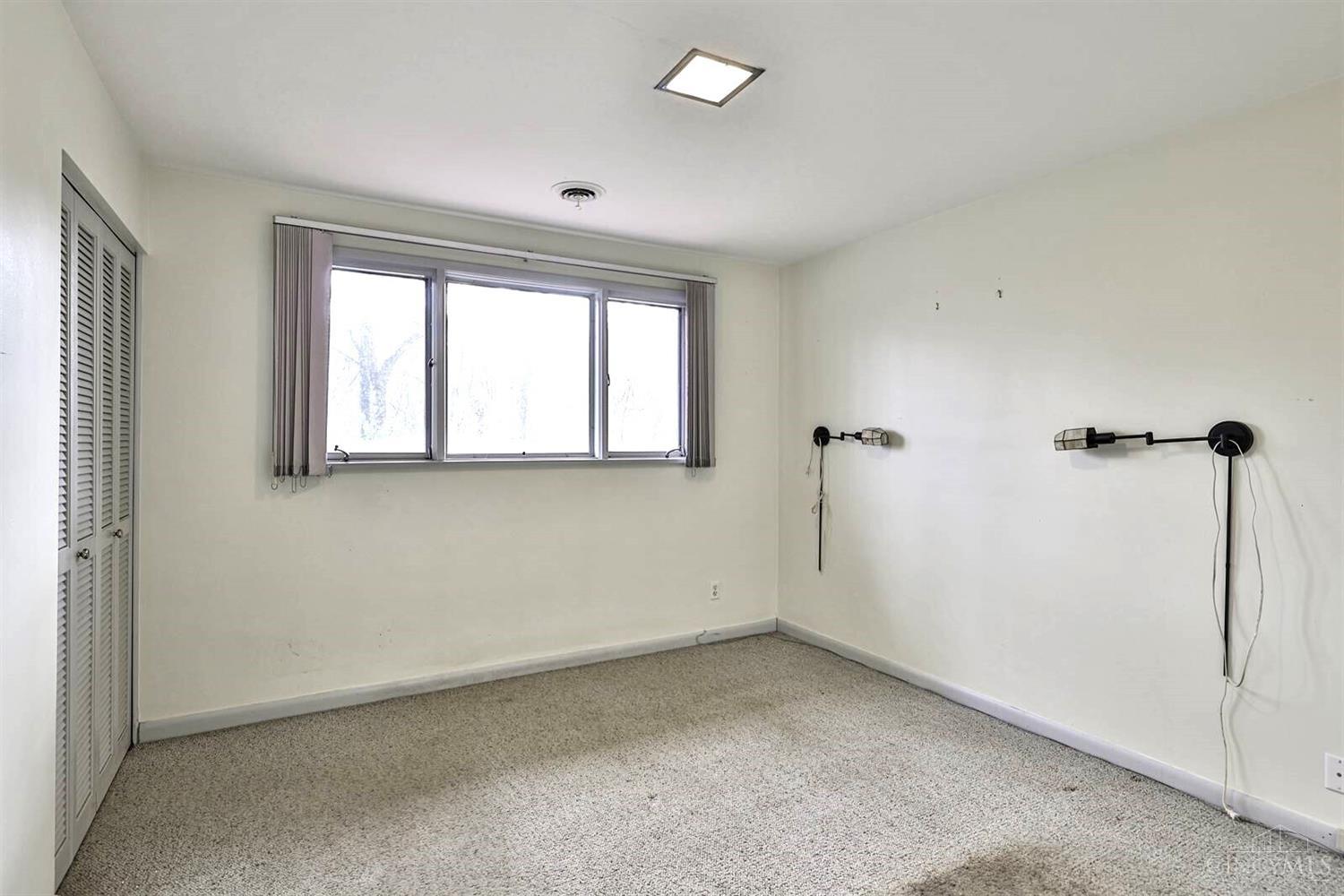 7025 Bridges Road Cincinnati, OH 45230 - Photo 25 of 36 Gallery Image 25