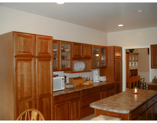 44 Little Turnpike Road Shirley, MA 01464 - Photo 3 of 10