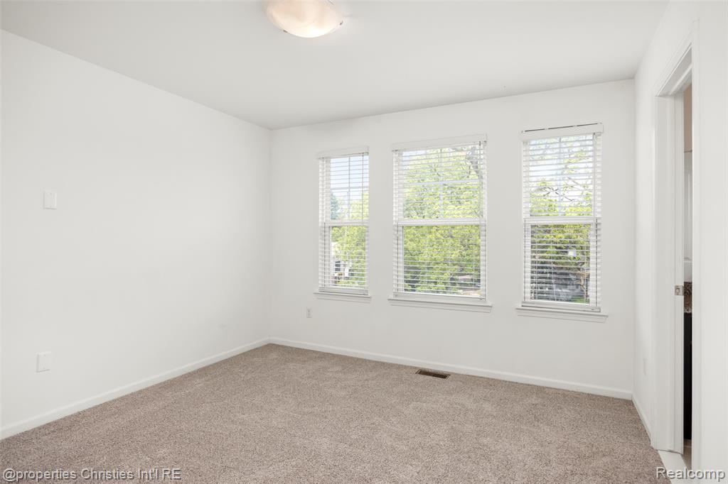 3538 Rochester Road Royal Oak, MI 48073 - Photo 14 of 25 Gallery Image 14