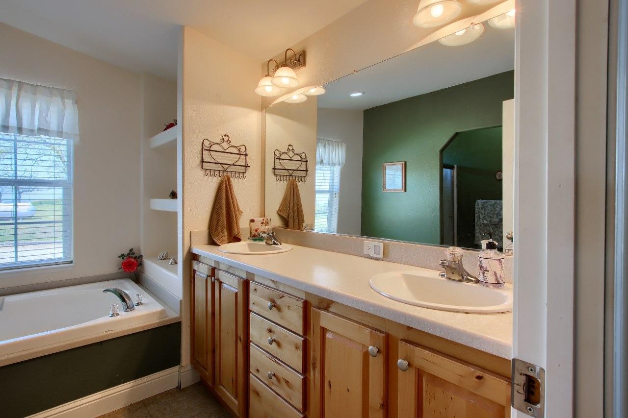 34380 Barn Owl Road Raymond, CA 93653 - Photo 73 of 96 Gallery Image 73