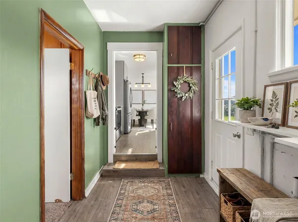 $385,000 | 565 Crawford Avenue, Wenatchee, WA 98801