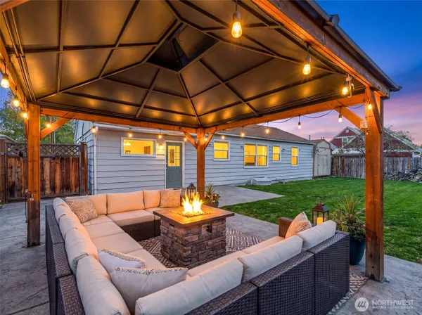 $385,000 | 565 Crawford Avenue, Wenatchee, WA 98801