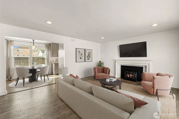 $385,000 | 565 Crawford Avenue, Wenatchee, WA 98801