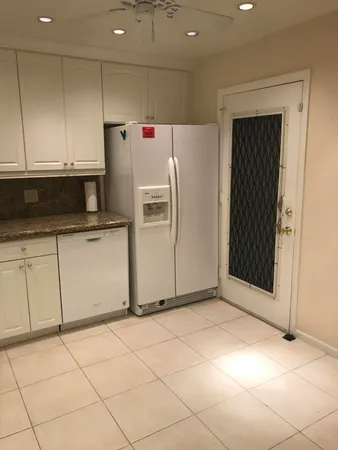$1,900 | 3300 Spanish Moss Terrace, Lauderhill, FL 33319